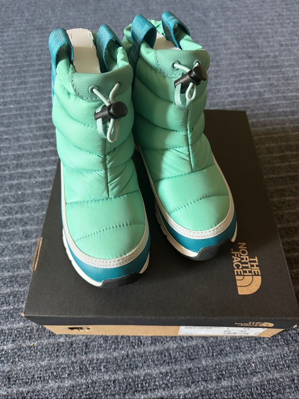 The North Face Yoith Thermoball Pull-on WP